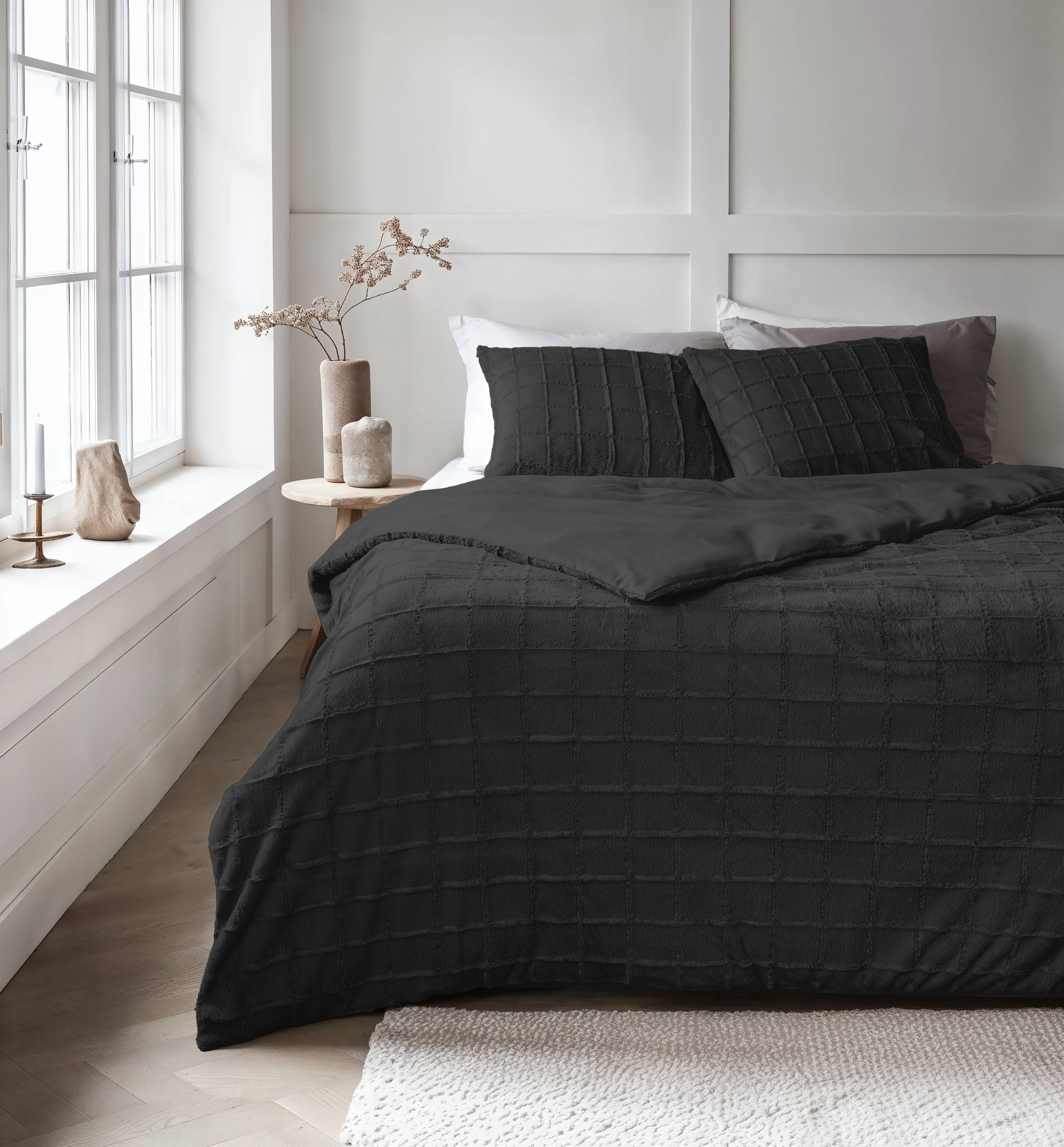 Dekbedovertrekset Faux Fur Check Zwart