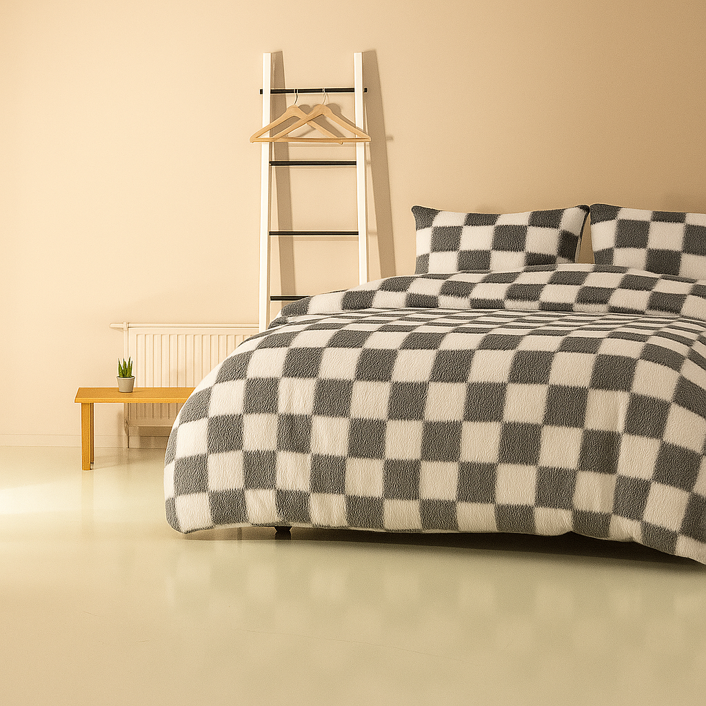 Dekbedovertrekset Soft Velvet Fleece Chess Zwart