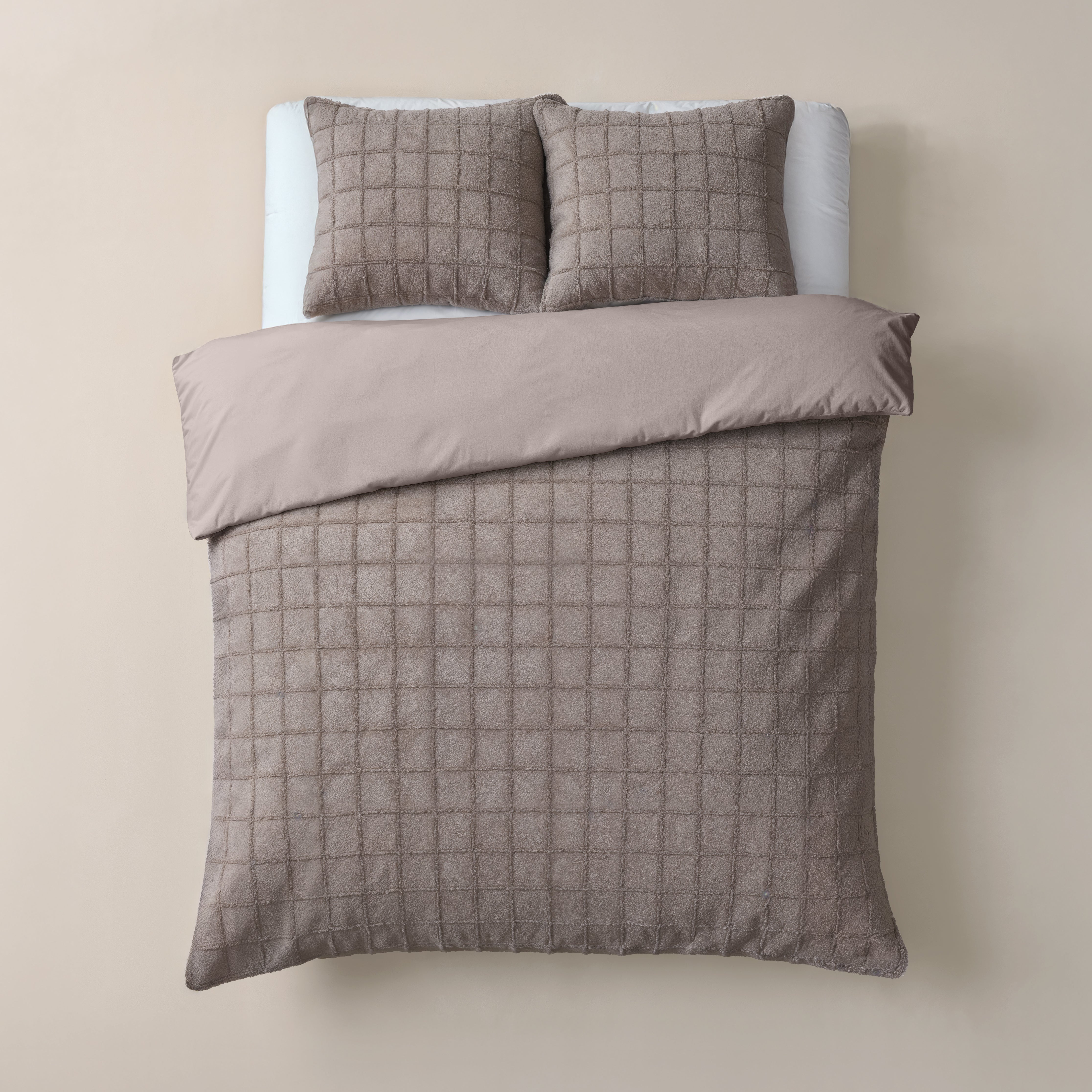 Dekbedovertrekset Faux Fur Check Taupe