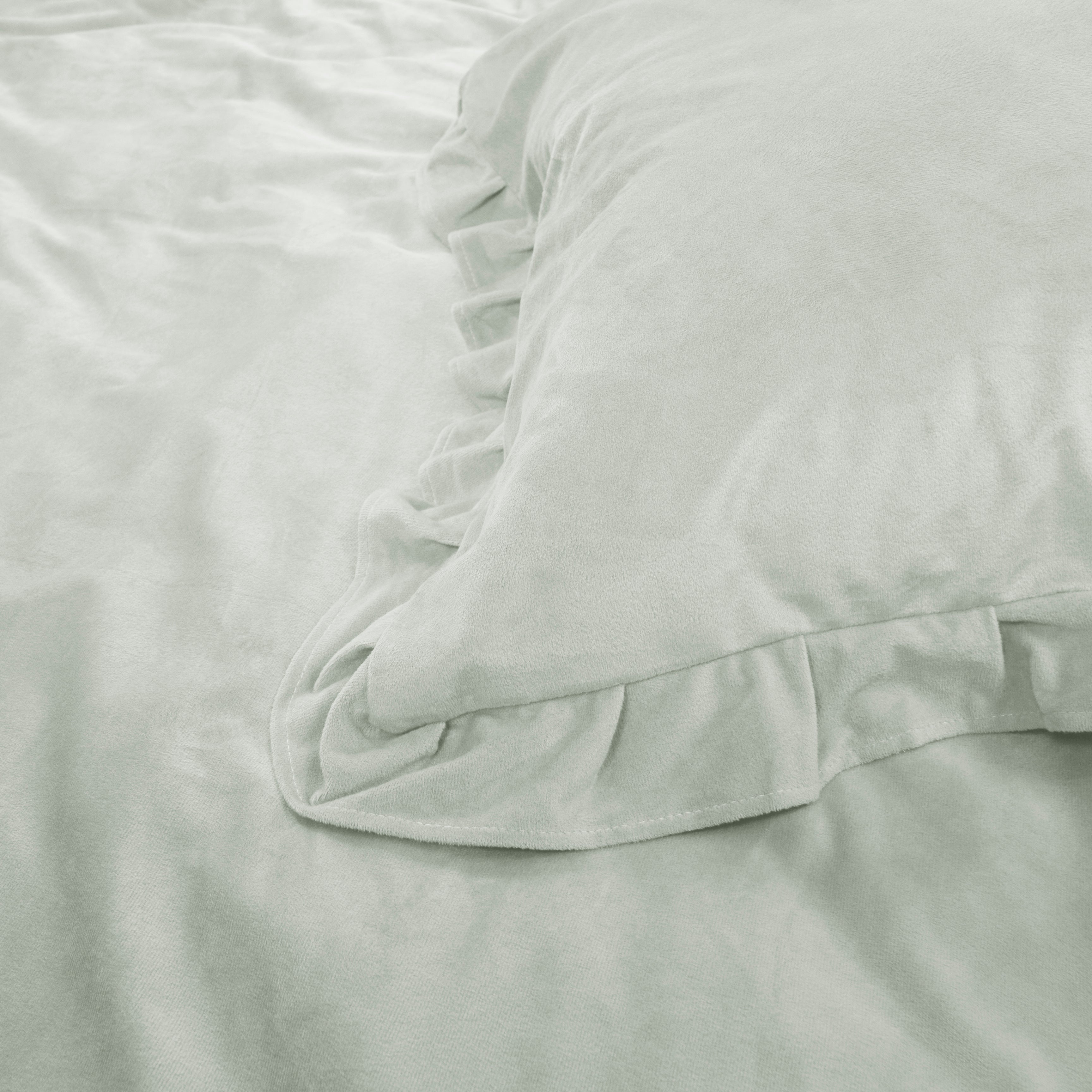 Dekbedovertrek set Velvet Ruffles Pearl White